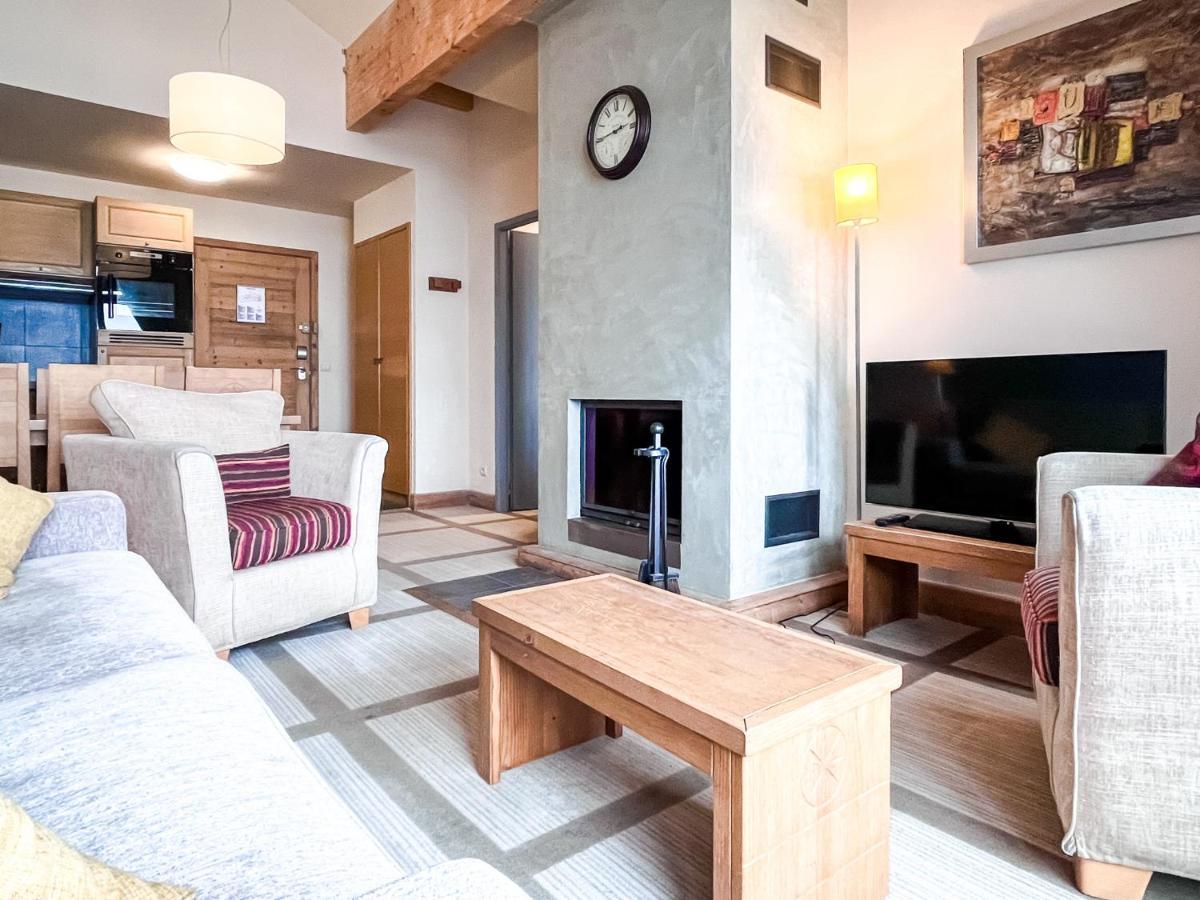 South Facing 2-Bed Apartment With Fireplace, Terrasses Deos Флен Экстерьер фото